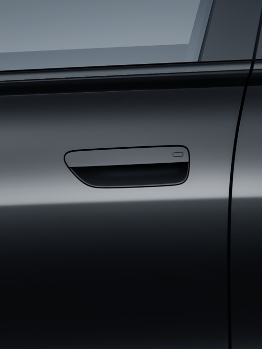 展示问界 M8 的半隐藏式机械门把手